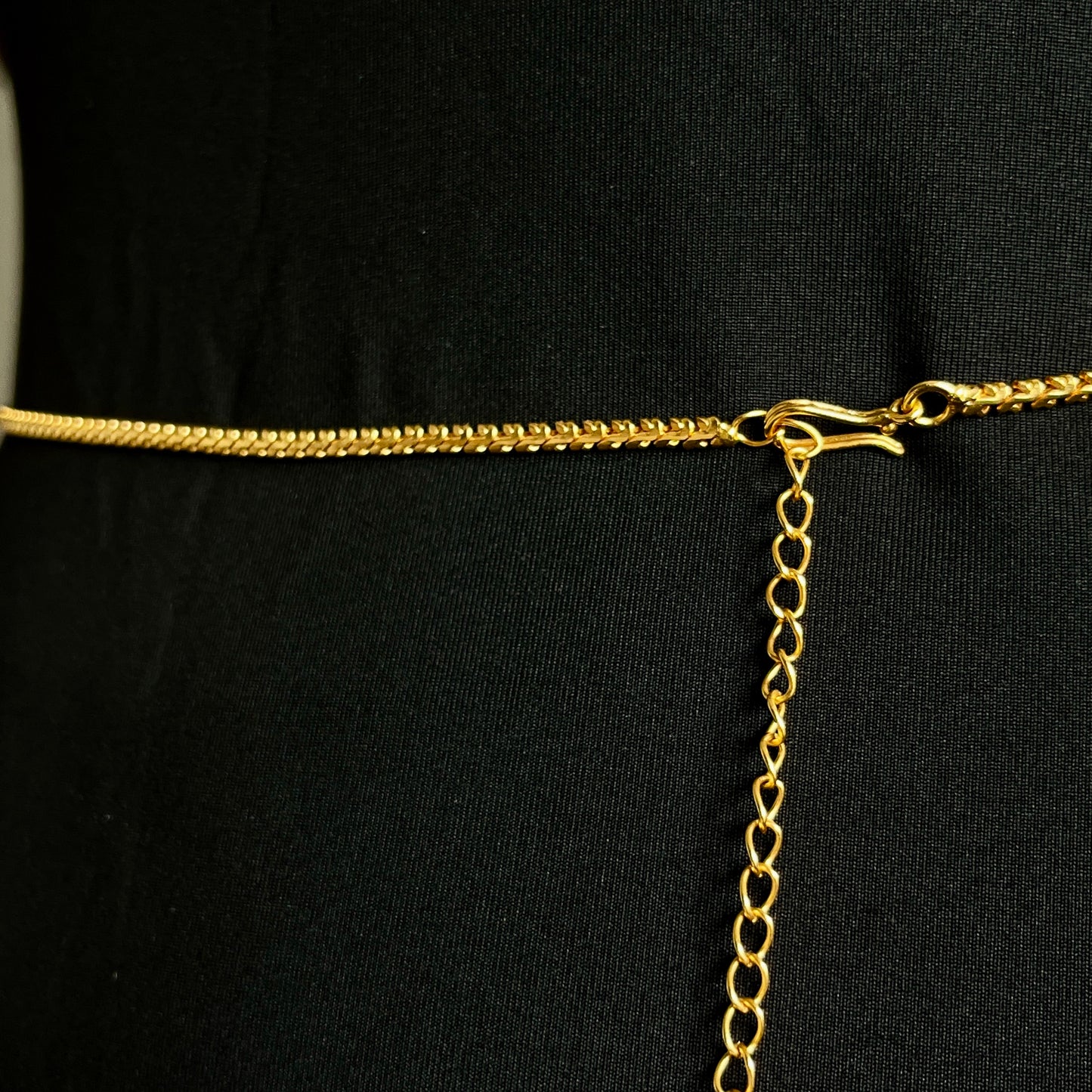 S-curve Waistchain