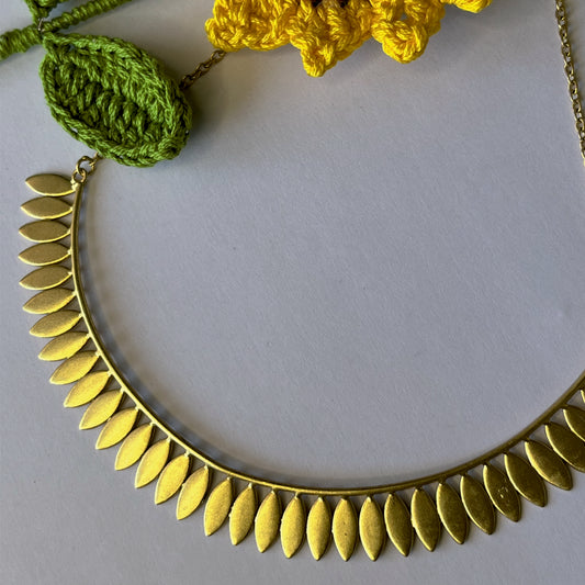 Leafy Choker